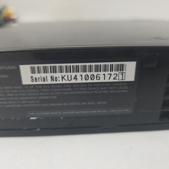 Nintendo Wii Console Bundle 512mb, 2 Games, 4 Remotes, Sensor Plus Cords Tested - Picture 12 of 16